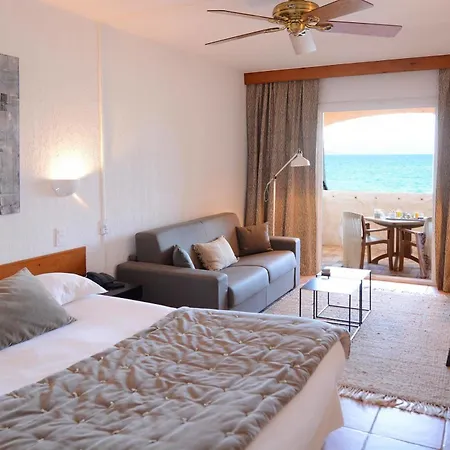 ホテル Dolce Notte サン・フロラン