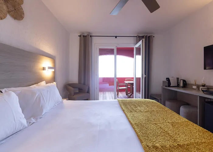 Dolce Notte Saint-Florent (Corsica)