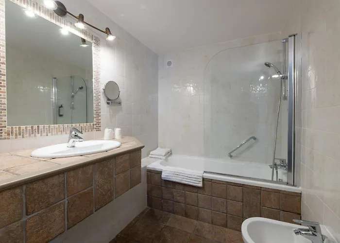 Dolce Notte Hotel Saint-Florent (Corsica)